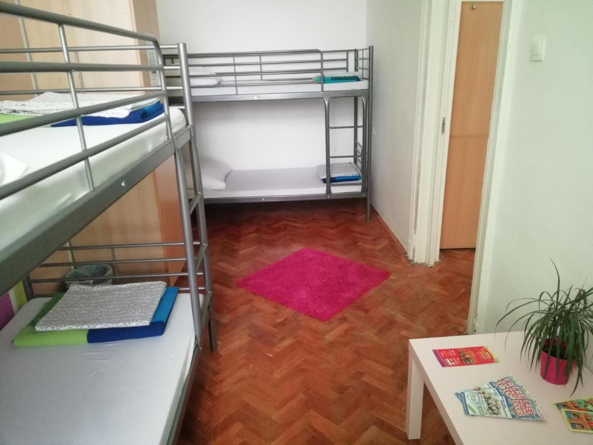 Budapest Party Hostel At Udvarom Dış mekan fotoğraf